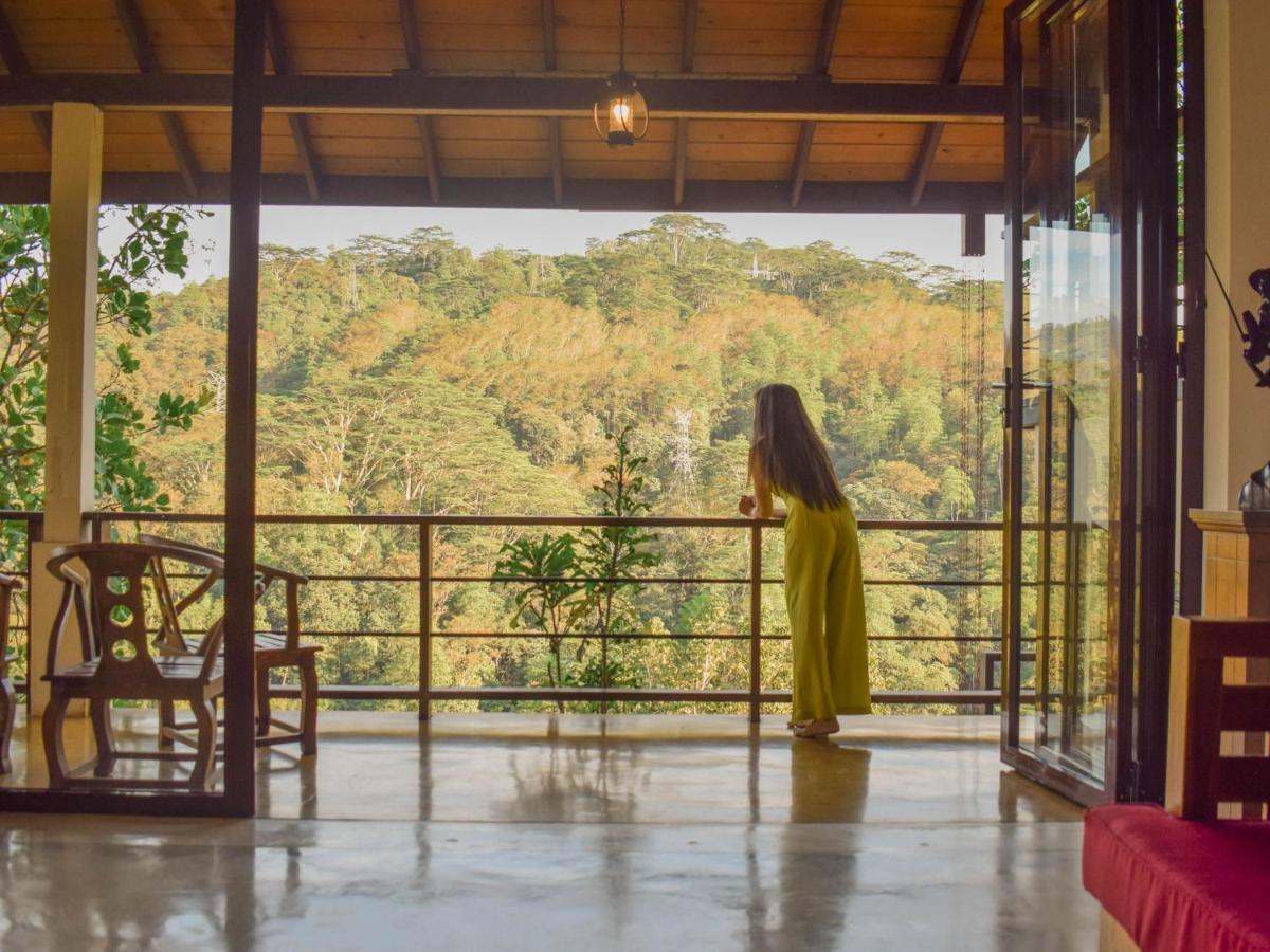 Aqua Exotica Wellness Retreat Hotel กัมโปลา ภายนอก รูปภาพ