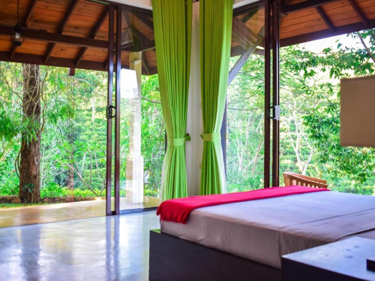 Aqua Exotica Wellness Retreat Hotel กัมโปลา ภายนอก รูปภาพ